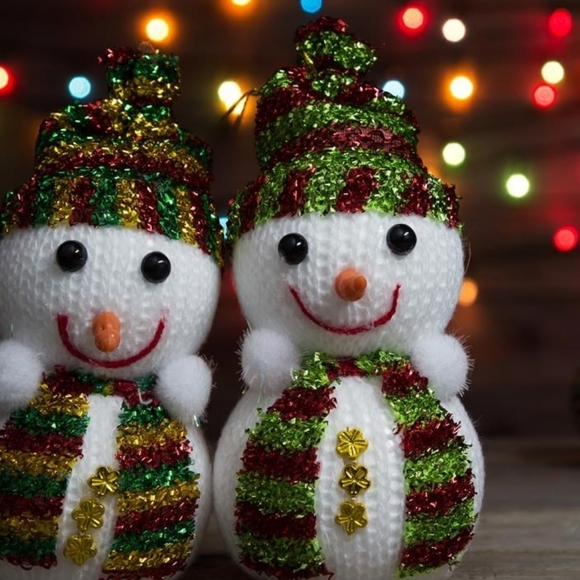 CLOSING FOR THE HOLIDAYS β€οΈππ€ΆπΌπ - Picture 1 of 2